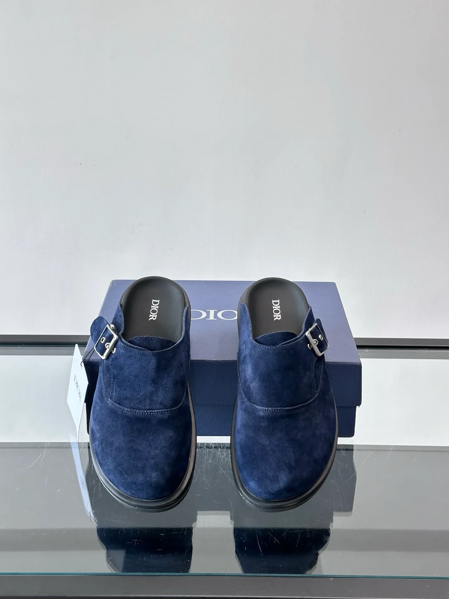 p360 "Dio＊" new men's printed toe-toe mules, classic presbyopia pattern + black EVA sole, low-key and high-end! Baotou design + metal buckle, perfect details, more comfortable and stable to wear✨, very versatile for daily outings or light luxury occasions. Oblique print is Dior's signature element. It is highly recognizable and full of fashion sense. It is a must-have for quality enthusiasts! 👟 size：38-44